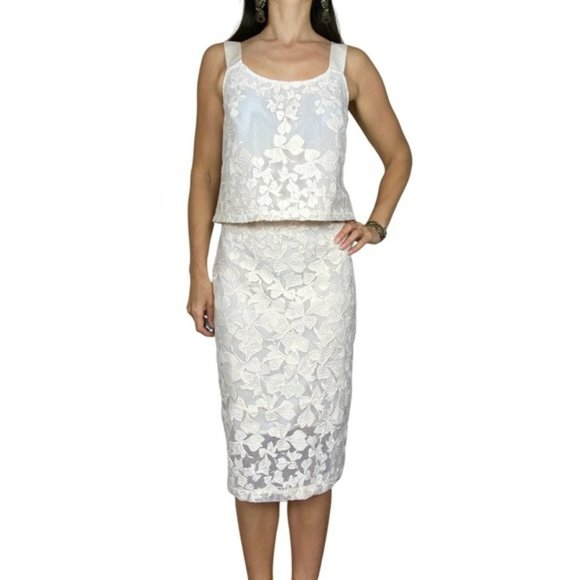 Veronika Maine Dresses & Skirts - VERONIKA MAINE Cream Lace Sleeveless Top  &  Pencil Skirt Set